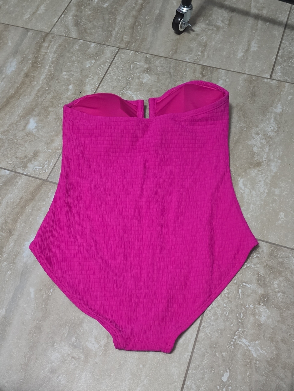 DKNY Hot Pink One-Piece Swimsuit - Swim SZ LG NWOT - Picture 3 of 5
